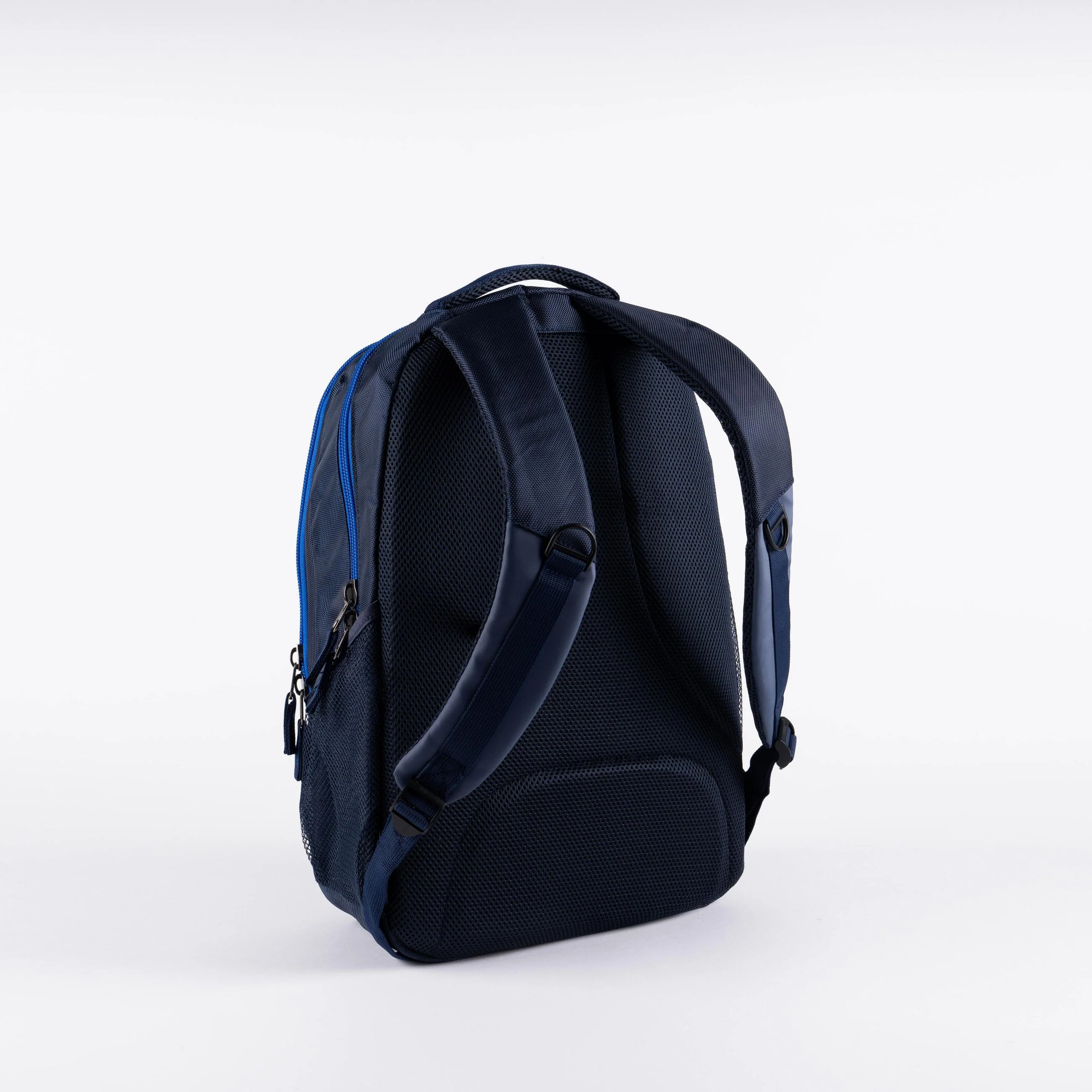 Club V4 Rucksack - Image 3